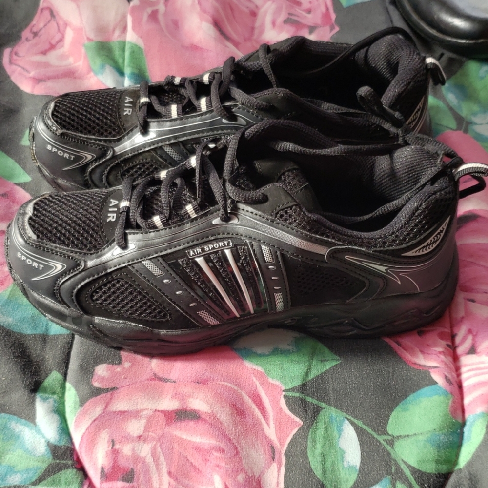 Mens shoes